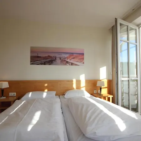 Seepark By Rujana Apartment *