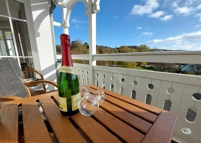 Apartment Seepark By Rujana Sellin (Rugen)