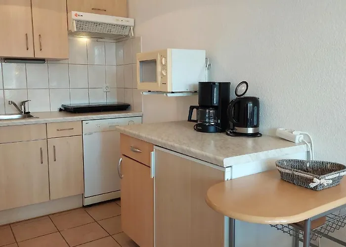 Seepark By Rujana Apartment